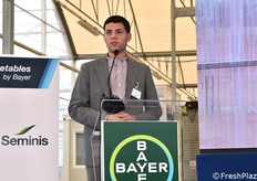 L'Assessore Cosentino (rappresentante dell'amministrazione comunale di Latina), nel portare i saluti del Sindaco ha espresso soddisfazione per l'investimento che testimonia la forza e la visione dell'azienda nello sviluppo del territorio.