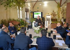 Tavola rotonda organizzata dai Consorzi Agrari d'Italia con il tecnico Murari dei Vivai Rauscedo