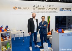 Lino Torre, titolare dell’azienda Paolo Torre, rappresentanze materiali e macchinari per il confezionamento settore ortofrutta, e Antonio Navarro della ditta Daumar.