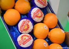 Una confezione di Arancia Rosaria