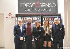 Foto di gruppo per parte dello staff di Arandis (Agribologna)