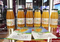 L'offerta di succhi della Op Pianagri a base di clementine e arance