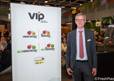 Martin Pinzger, CEO di VI.P (Associazione delle cooperative ortofrutticole della Val Venosta). La loro attività principale è la coltivazione, lo stoccaggio e la commercializzazione di mele.