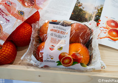 Le arance rosse prodotte dalla OP La Deliziosa.