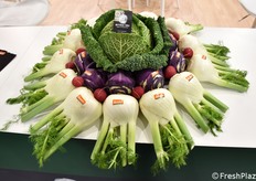 Una bella composizione di ortaggi presso lo stand di Amico Bio.