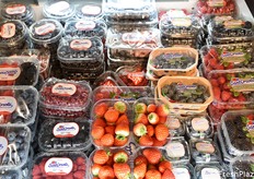 Un ricco assortimento di piccoli frutti a marchio Sant’Orsola.