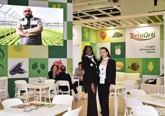 Terra Orti aggrega produttori per la distribuzione di ortofrutta fresca e specialità tipiche. Promuove la produzione associata tramite canali di vendita diretta e online.