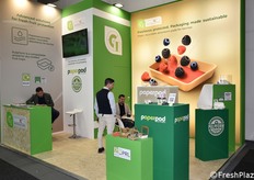 Magic S.p.A. produce soluzioni di imballaggio assorbente per il settori alimentare. Sviluppa materiali riciclabili per la conservazione e la protezione dei prodotti ortofrutticoli. Paperpad è un pad assorbente a base di cellulosa. Conforme agli standard per i materiali a contatto con gli alimenti, è riciclabile con la carta.