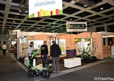 Lo stand dei macchinari IDM Südtirol.