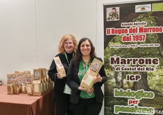 Franca Poggiali e Monia Rontini de Il Regno del Marrone, azienda dell'Appennino Tosco-Romagnolo che produce il Marrone di Castel del Rio Igp e lo commercializza fresco e trasformato. Quest'anno l'azienda ha partecipato nella collettiva CIA - Agricoltori Italiani e si è resa protagonista di uno show cooking/talk show.