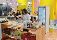 Bioland ha presentato "Bio regionale: naturale e più gustoso", un ciclo di tre cooking show inseriti nel Progetto Ue "Più biologico regionale in Europa".