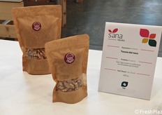 Le noci sgusciate in confezione termosaldata apri-chiudi della Tenuta Del Noce.