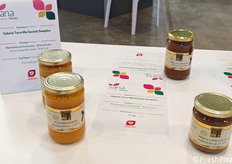 Le marmellate extra e le confetture della società Sybaris Terra Mia.