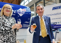 Un brindisi finale allo stand Unitec!