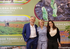 Luca Canonici (Sapore di Romagna) insieme a Valentina e Alice Pizzi (azienda Pizzi Osvaldo e Alixbio).