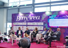 Un parterre di alto livello si è riunito in una tavola rotonda presso la Berry Area, che ha ospitato diversi momenti di confronto