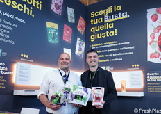 In rappresentanza delle ditte Mepack e Ciemme Grafiche, i fratelli Roberto e Fabio Michelucci. Lo stand era alla sua prima partecipazione alla fiera Macfrut. I titolari hanno dichiarato di aver ricevuto molto interesse da parte di diversi paesi africani.