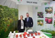 Allo stand Salvi Vivai, Silvia Salvi ha presentato a clienti e visitatori il nuovo direttore commerciale, Alessandro Pola