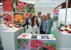Foto di gruppo per il Crea - frutticoltura