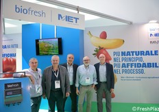 Foto di gruppo per la nuova realtà Biofresh Met