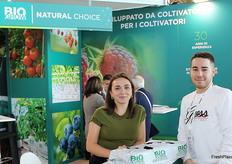 Tania Faudemer, di BioGrow, insieme a Valery Garipov, dell'azienda russa Zvezda Arktiki