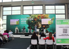 Conferenza presso l'Healthy Food Arena.