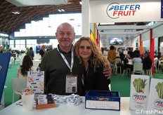 Luigi ed Elide Gallerani di Befer Fruit, azienda fondata nel 1980 a Bologna e specializzata nell'ingrosso di frutta e verdura.