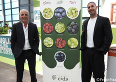 Antonio e Vincenzo Spronati dell'Organizzazione di produttori Agricola Ci.Da. di Castellaneta (TA).