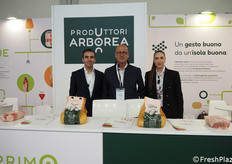 Marco Giacinto, Efisio Diana e Ilaria Pinna della cooperativa sarda Produttori Arborea.
