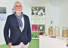 Andrea Primavera di F.I.P.P.O. (Federazione Italiana Produttori Piante Officinali) afferma: "Stiamo lavorando a un progetto in collaborazione con Ismea per calcolare i valori di scambio delle piante officinali. Nel 2024 il valore complessivo del mercato dei prodotti derivati da piante officinali è stato di 1.300.000 euro. Dal 2020 al 2024 c'è stato un incremento medio per ogni categoria del 15,6%".