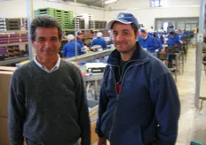 Da sin a destra: Carmelo Cavallo (responsabile azienda) e Rosario Caschetto (responsabile magazzino).