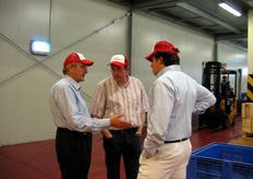 Lo staff Bragantini: a sinistra e al centro i due fratelli di Danila, di spalle invece Stefano Pezzo (Cherry Passion), figlio di Danila.