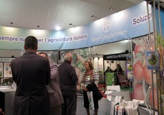 Stand BAYER CROP SCIENCE s.r.l., leader mondiale ed in Italia nel settore agrochimico e delle nuove tecnologie per l'agricoltura. Grazie ad una gamma completa di prodotti per la protezione delle colture da erbe infestanti, avversità fungine e parassiti ed una capillare rete di vendita Bayer CropScience si propone come partner di riferimento per tutti gli imprenditori agricoli.
