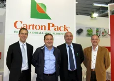 Da sinistra a destra, in rappresentanza di CARTON PACK: Francesco Bianco, Gianni Leone, Giuseppe Leone, Michele Lozupone.