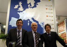 Da sinistra a destra, in rappresentanza di FRUTTITAL DISTRIBUZIONE: Gilberto Rossi, Renato Ferrario, Paolo Mauti.