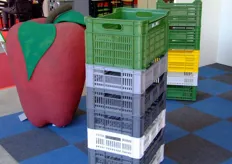 Dettaglio di prodotti presso lo stand PLASTIC BOX