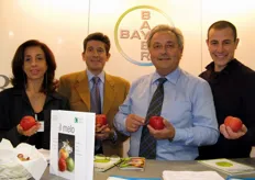 Da sinistra a destra in rappresentanza di Bayer CropScience: Lucia Rudone, Giovanni Arcangeli, Candido Fin, Angelo Marazia.