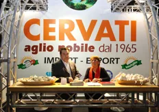 Paolo A. Zonzin e Lauretta Cervati presso il proprio stand.