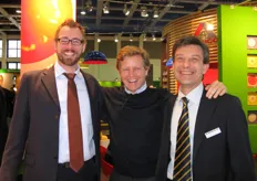Da sinistra a destra, Andre' Broe Jensen e Alberto Garbuglia (Salvi-Unacoa), insieme a Lucio Colombo della De Ruiter Seeds.