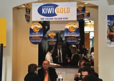 Presso lo stand del Consorzio KiwiGold e' stato possibile degustare alcuni assaggi dell'esclusivo kiwi a polpa gialla Jingold.
