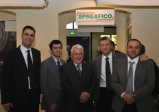 Un sorridente staff ha accolto i visitatori presso lo stand della Spreafico in Piazza Italia. Da sinistra a destra: Mauro Spreafico, Maurizio Chiotti, Carlo Spreafico, Franco Nipoti e Marco Franceschini.