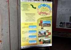 Un tabellone illustra l'articolazione del centro di ricerca per l'ortofrutta piemontese CReSO.