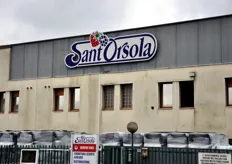 Lo stabilimento di Sant'Orsola, che copre una superficie di circa 10.000 metri quadrati, e' il risultato della fusione con i magazzini della C4. Le strutture sono state integrate per non interrompere mai la catena del freddo.