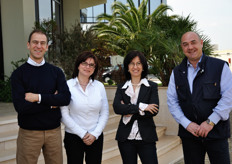 Da sinistra a destra: Francesco Bianco (uff. ricerca e sviluppo), Anna Introna (uff. amministrativo), Francesca Vicenti (uff. tecnico) e Giuseppe Leone (direzione).