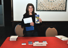 "Delia Carla Facchini, in rappresentanza dell'azienda di import-export Nava Srl. Il principale mercato per la commercializzazione di prodotti ortofrutticoli acquistati da Nava sul mercato domestico e su quello estero e' l'Europa dell'est. "Ma ci interessa espanderci anche nel Nord Europa", spiega Delia."