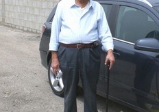 Il Sig. Antonio Imparato, titolare dell'azienda, alla bella eta' di 81 anni ha ancora lo spirito di un giovanotto di 20!