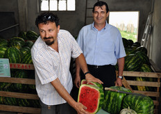 Franco Feroldi (a sinistra), insieme al rappresentante di Coldiretti Cremona, Claudio Magni.