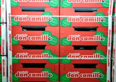 Cassette di angurie a marchio Don Camillo.