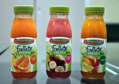 I frullati di frutta fresca senza conservanti e coloranti a marchio DimmidiSi': un esempio di come i prodotti di quarta gamma si siano estesi a momenti di consumo diversi dal semplice contorno.