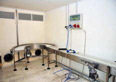 Camera per il test dei macchinari allo stress termico. Qui si puo' sperimentare la risposta dei dispositivi di pesatura a temperature variabili da zero a quaranta gradi.